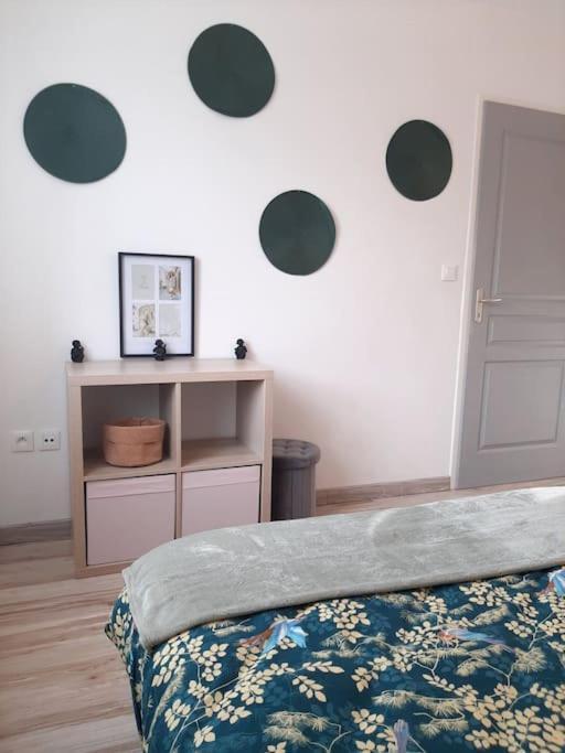 Proche Aeroport A Pied O' Jungle Apartment Tille Luaran gambar