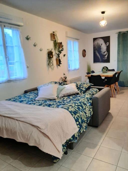 Proche Aeroport A Pied O' Jungle Apartment Tille Luaran gambar